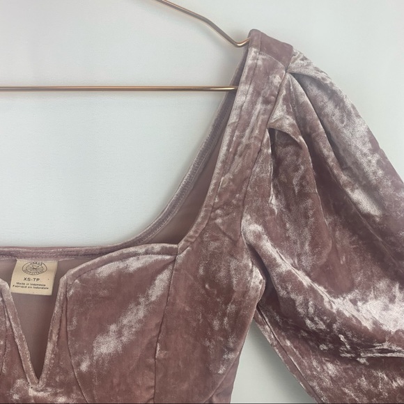 URBAN OUTFITTERS Pink Velvet Bustier Top - Picture 6 of 11